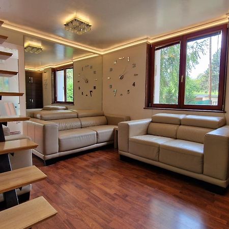 فيلا Pilis Hills View Deluxe House With Pool & Ac Near Bp Pilisszentivan المظهر الخارجي الصورة
