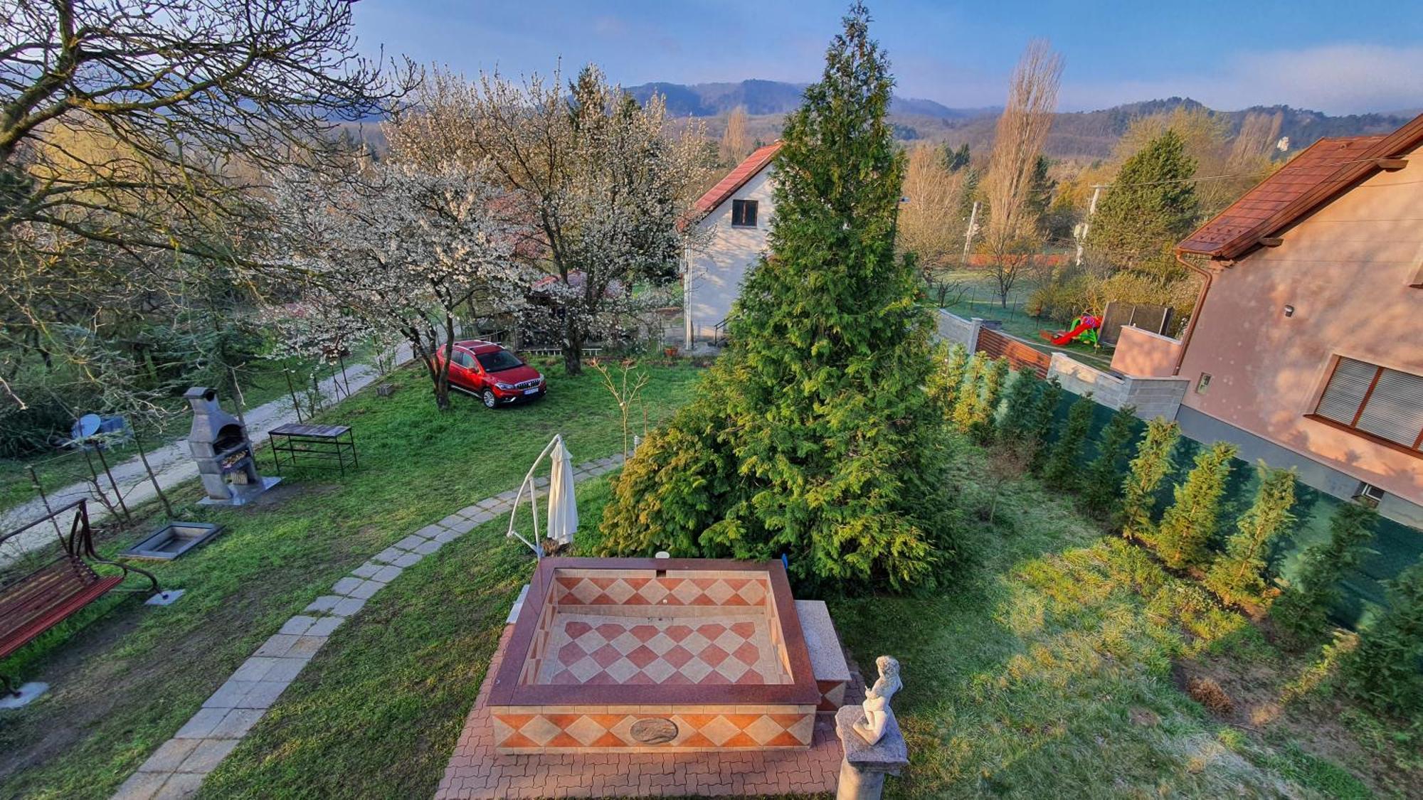 فيلا Pilis Hills View Deluxe House With Pool & Ac Near Bp Pilisszentivan المظهر الخارجي الصورة